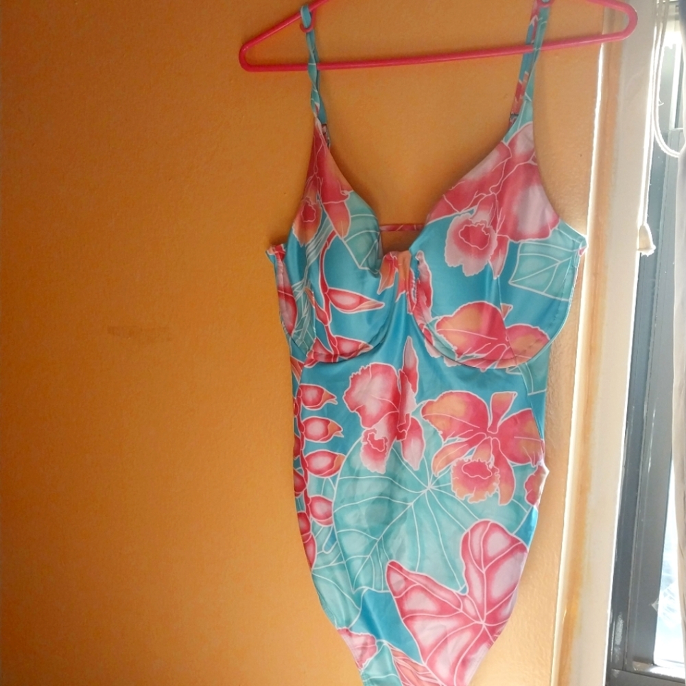 One piece bathing suit